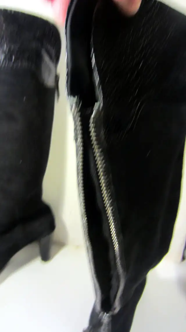 Woman’s Bandolino Back Zippered Suede Boots - Photo 4