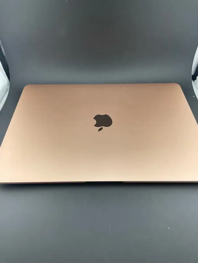 As Is 2020 MacBook Air Intel - Photo 3