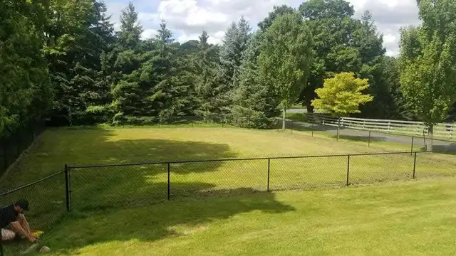 Siding, Fencing & Eaves Contractor | Free Quotes - Photo 10