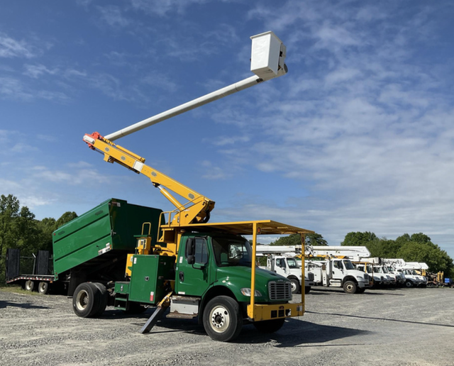 2018 Freightliner M2-106 Altec LR7-60E70 Bucket Truck