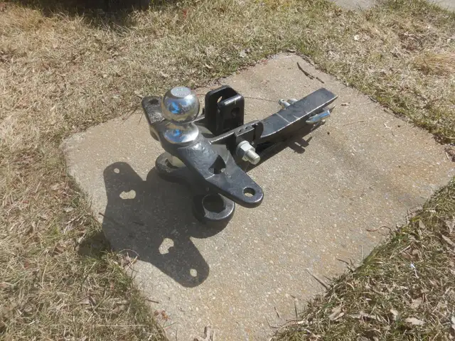TRAILER HITCH