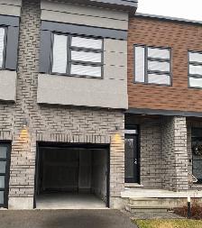 Very High End Student Bedroom Available in an All Female Home!