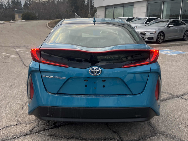 2018 Toyota Prius Prime "plug in hybrid" - Photo 6