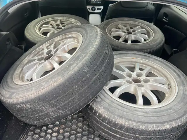 2018 Toyota Prius Prime "plug in hybrid" - Photo 7