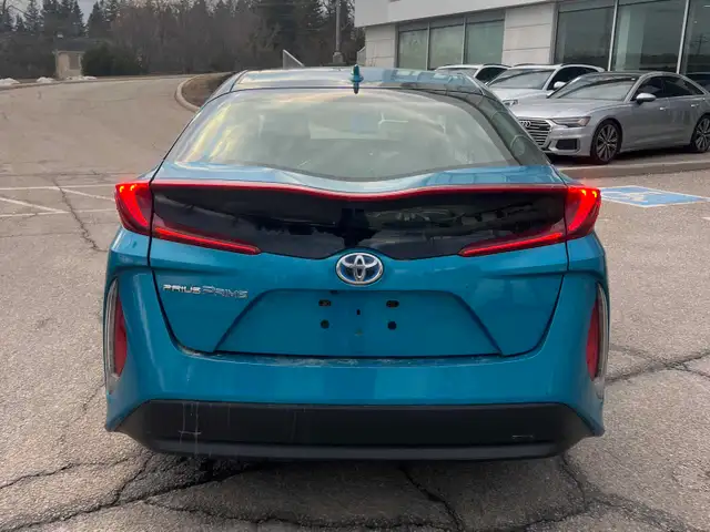 2018 Toyota Prius Prime "plug in hybrid" - Photo 10
