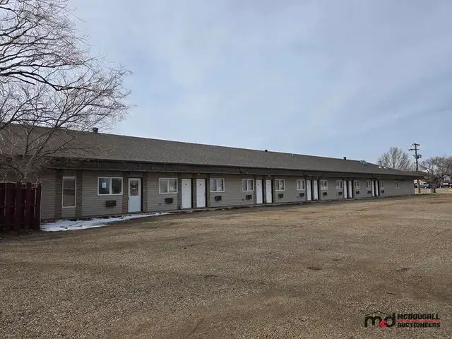 Real Estate Auction - 24-Room Motel - Shaunavon, SK