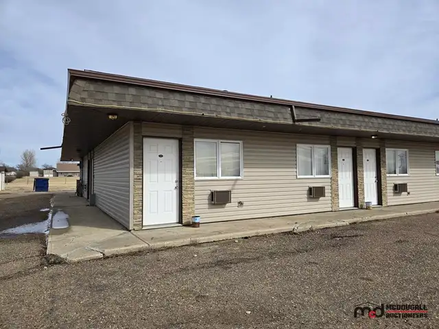 Real Estate Auction - 24-Room Motel - Shaunavon, SK - Photo 4