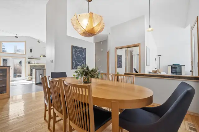 FOR SALE: Spacious Bungalow in Lake Community - Photo 3