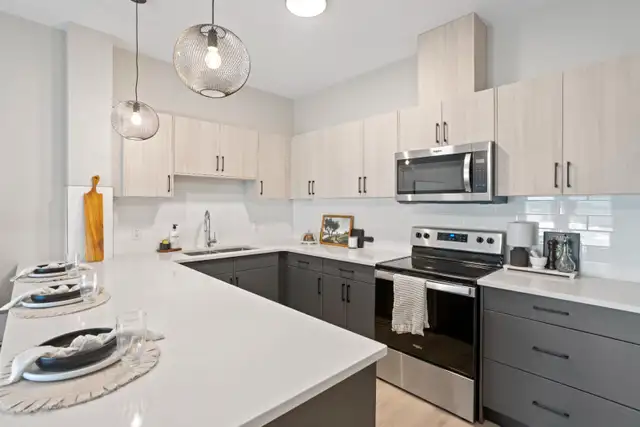 2 bedroom apartments available now in Lucan, ON! - Photo 5