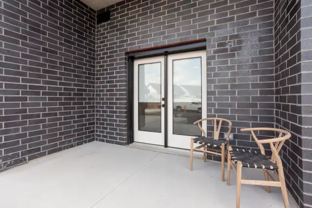 2 bedroom apartments available now in Lucan, ON! - Photo 11