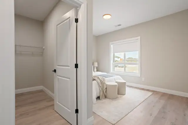 2 bedroom apartments available now in Lucan, ON! - Photo 17