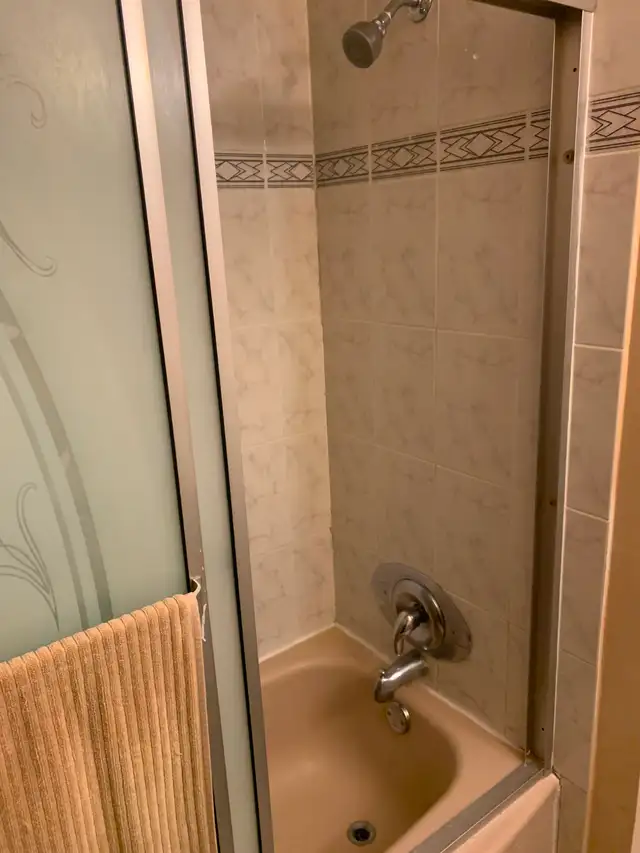 Furnished Private Room Available for Rent- Vancouver - Photo 5