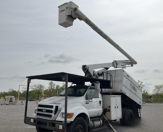 2013 Ford F750 Altec LR756 Bucket Truck - Photo 2