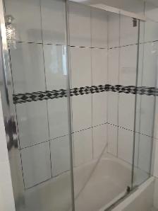 Glass shower doors