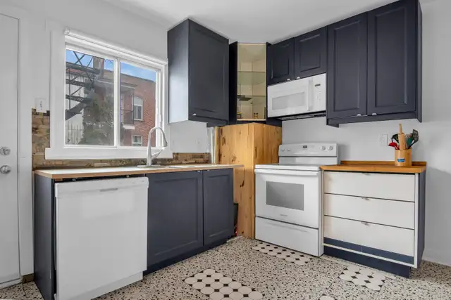 Location!! A bright and stylish apartment, 2bdr, appliances - Photo 8