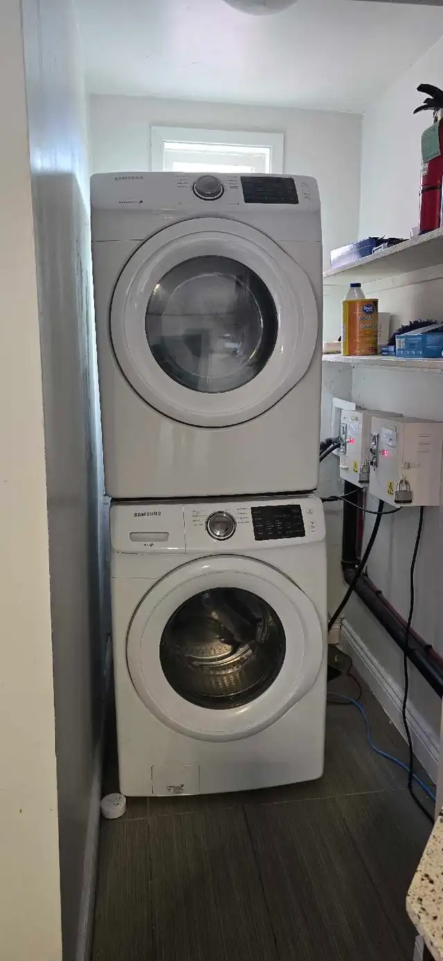 Room Available For May 1st - Photo 5