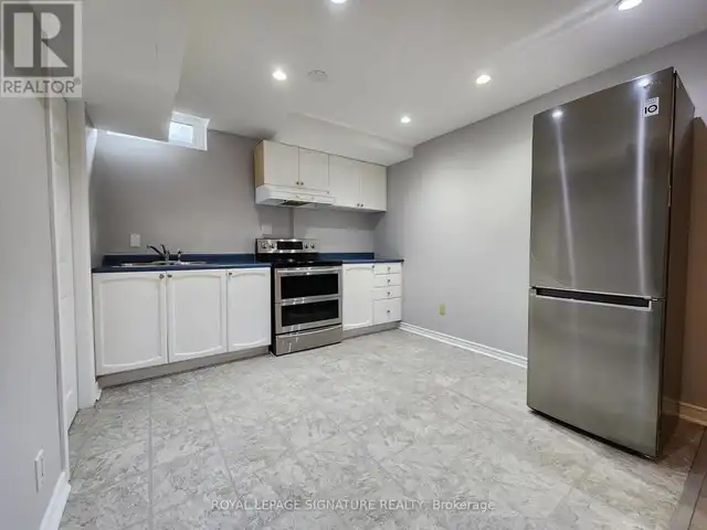 1 Bed 1 Bath House (Vaughan, Thornhill) - Photo 5