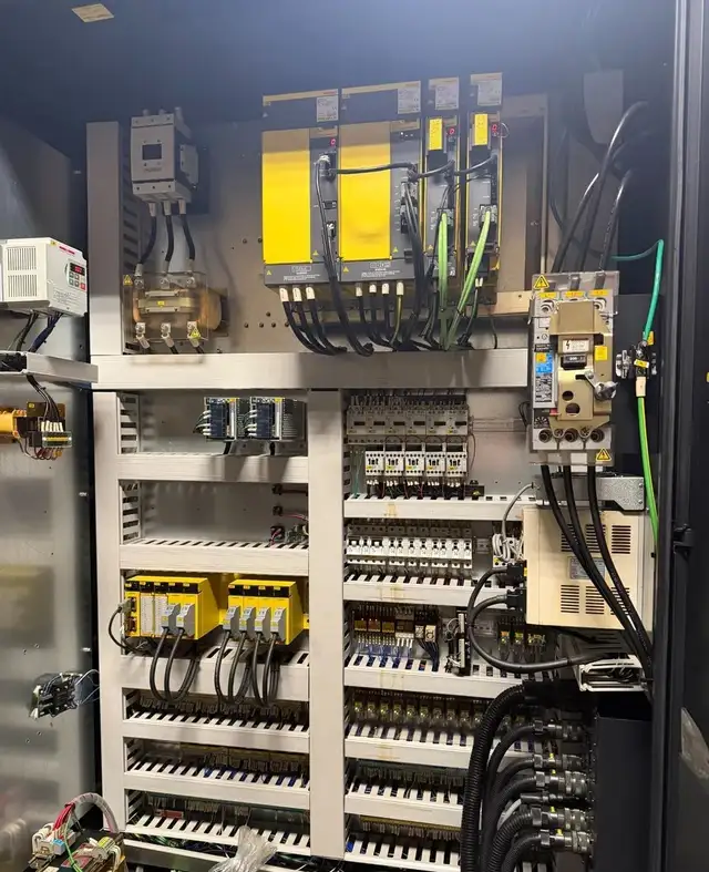 2008 DOOSAN HC 400 - Photo 10