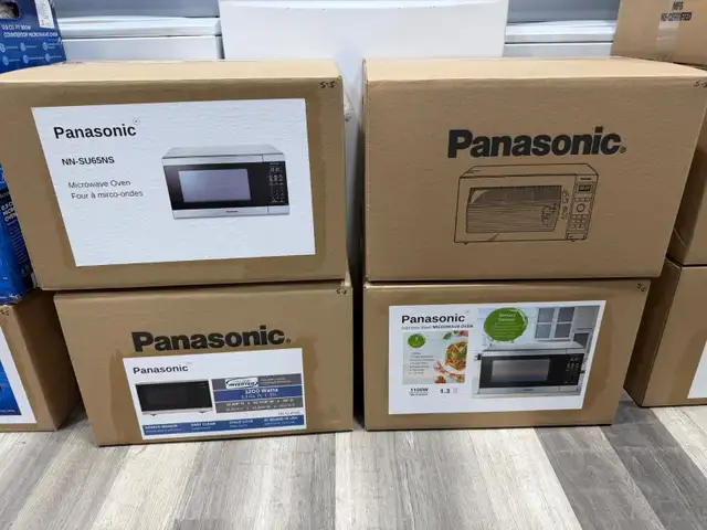 Microwave - Panasonic 1.3 cu ft NN-SU65NS - Stainless Steel
