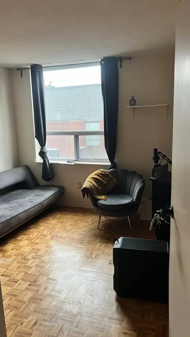 Private room in Hart downtown - Photo 3