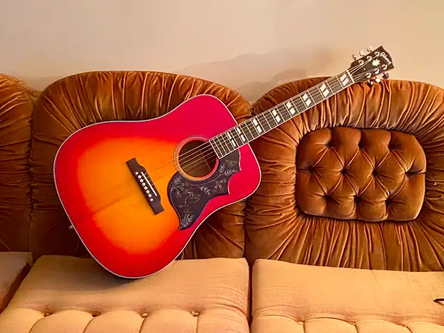 'NEW' Acoustic-Electric Guitar Humingbird, Gibson Copy, GREAT! - Photo 9