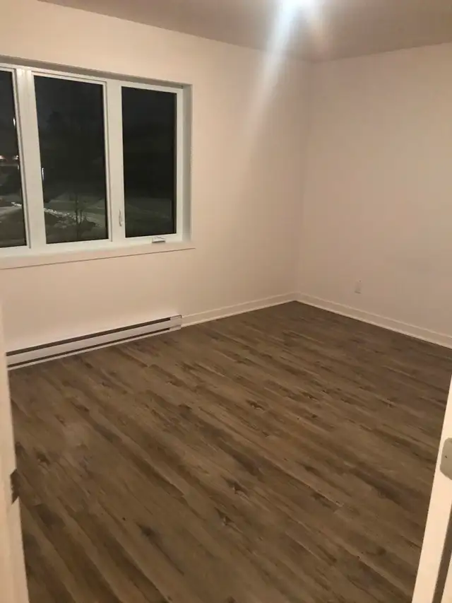 À LOUER– Grand 5 ½ Au Coeur De St-Jerome Juillet 2026 - Photo 3