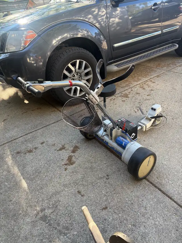 Electric Golf Cart - Photo 4