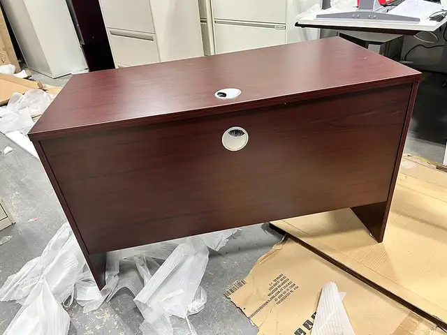 Straight Desk-Brand New-Ufficio Furniture-Call Now! - Photo 2