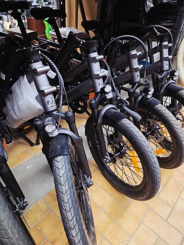 Vélo électrique neuf