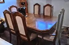 Dining room table & chairs