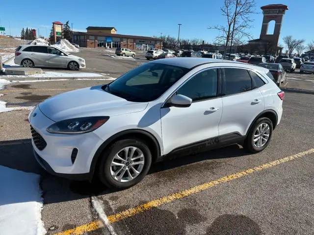 2020 Ford Escape - Photo 2