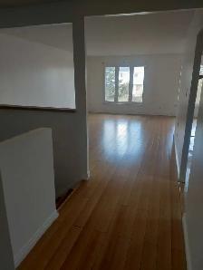 2500 - 3 Bedroom Upper Level Semi Brampton