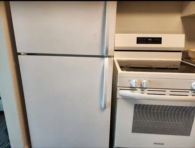 UTILITIES INCLUDED. One bedroom apartment from May 1st. $1399.00 - Photo 3