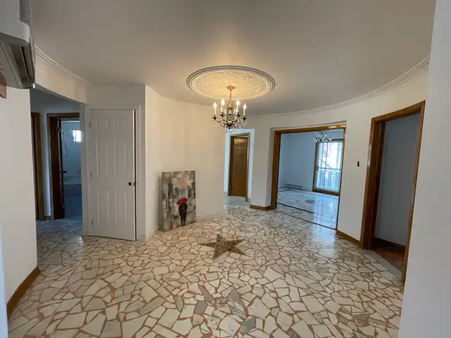 6 1/2 Quadruplex à Louer Saint-Léonard - Photo 2