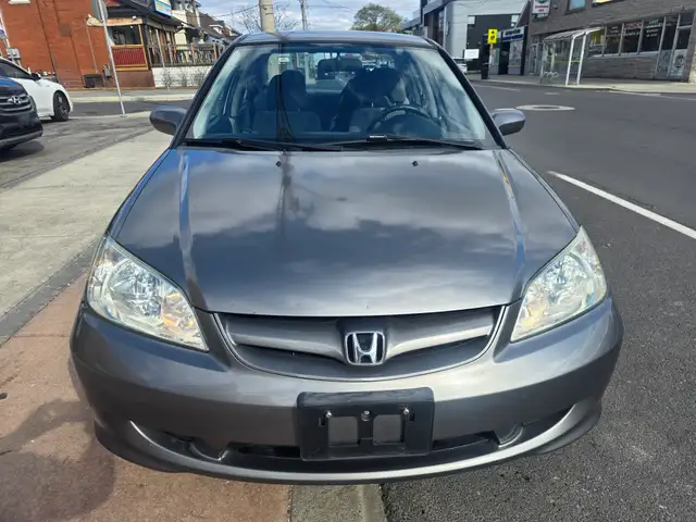 2004 Honda Civic Sdn - Photo 2