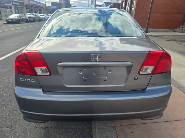 2004 Honda Civic Sdn - Photo 6