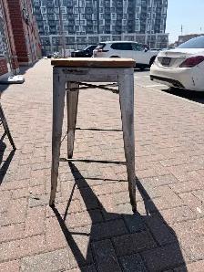 Industrial Style Metal Stool – Rustic / Vintage