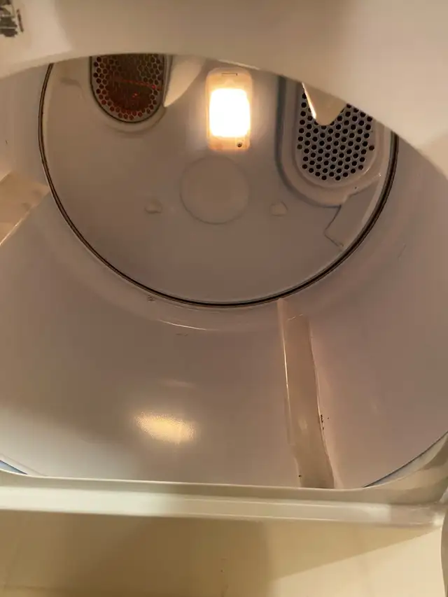 Inglis Dryer - Photo 2