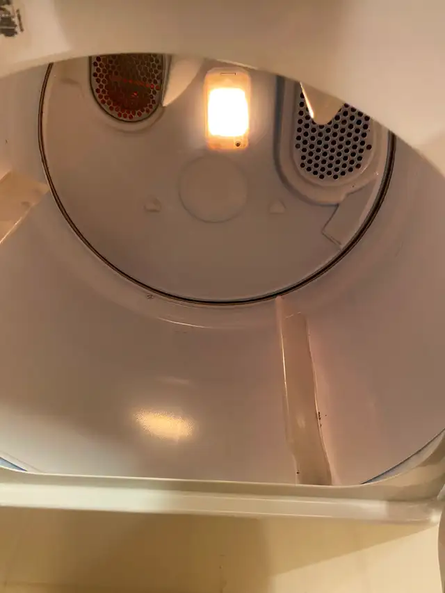 Inglis Electric Dryer - Photo 2