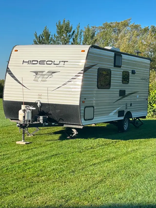 2018 KEYSTONE HIDEOUT 178LHS CAMPER TRAILER - Photo 4