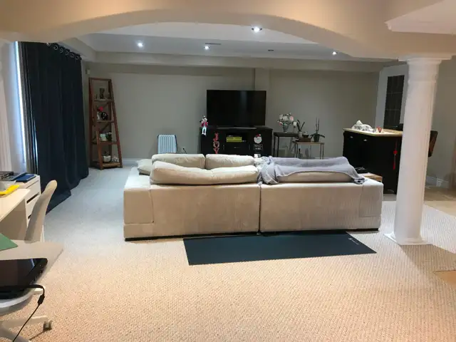 Luxury boutique rental in high-end Unionville at Kennedy/Hwy 7 - Photo 8