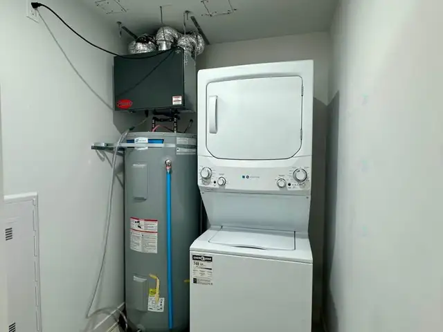 5 1/2 entièrement rénové à louer rue Edouard-Montpetit Montréal - Photo 11