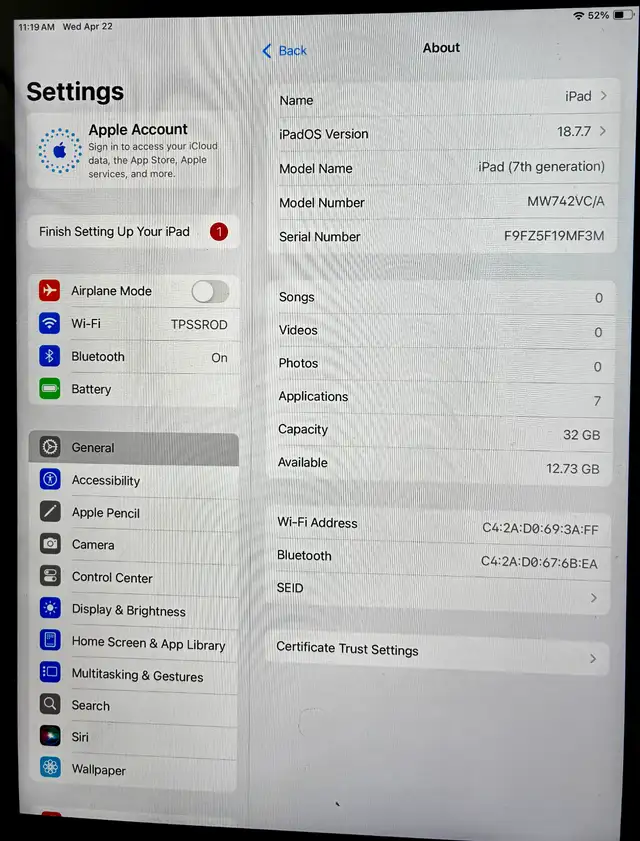 Apple iPad 7th Gen Pristine and CHEAP! - Photo 5