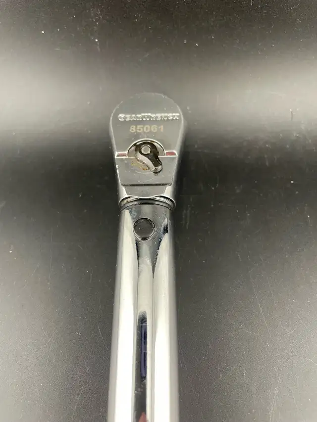 GearWrench Torque Wrench - Photo 3