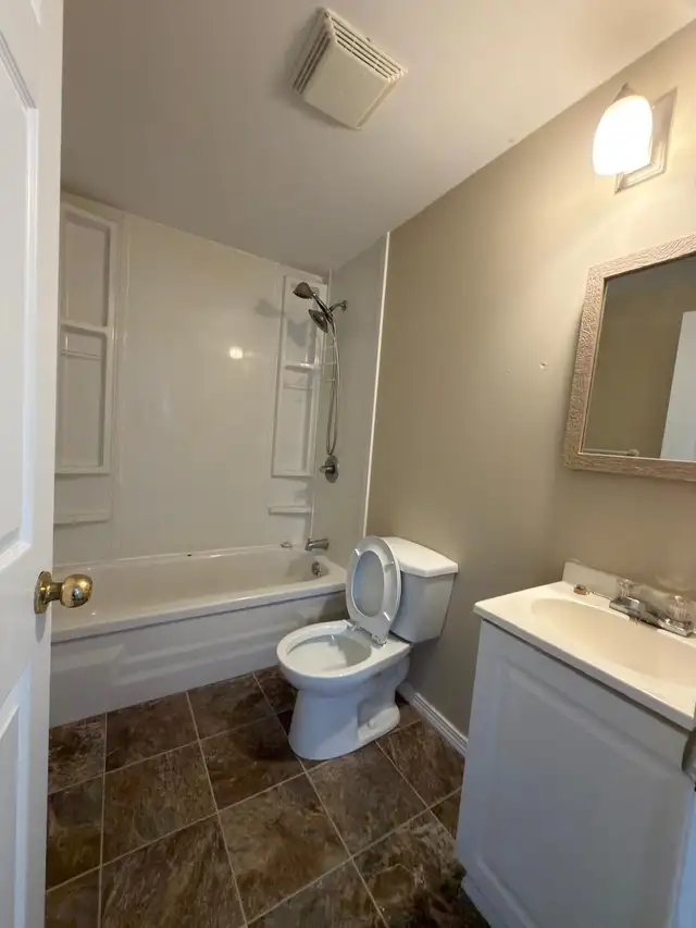 237 Brookside Dr, B building, unit5, 2-bedroom(1bath1kt 2F)North - Photo 8