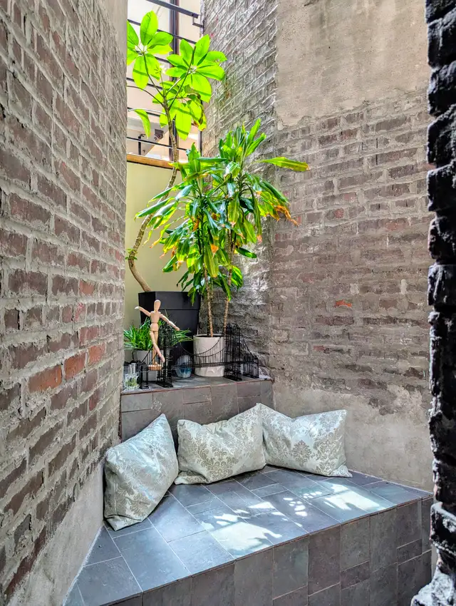 Art Studios Available in Toronto–Join a Thriving Arts Community! - Photo 4