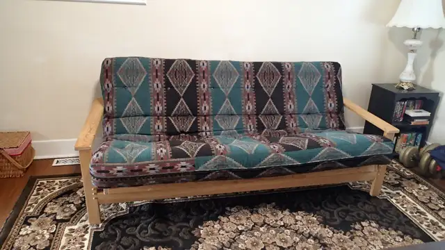 Cedar Futon - Photo 2