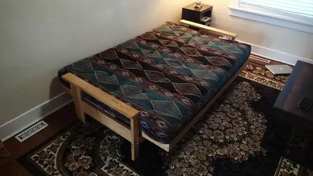 Cedar Futon - Photo 3