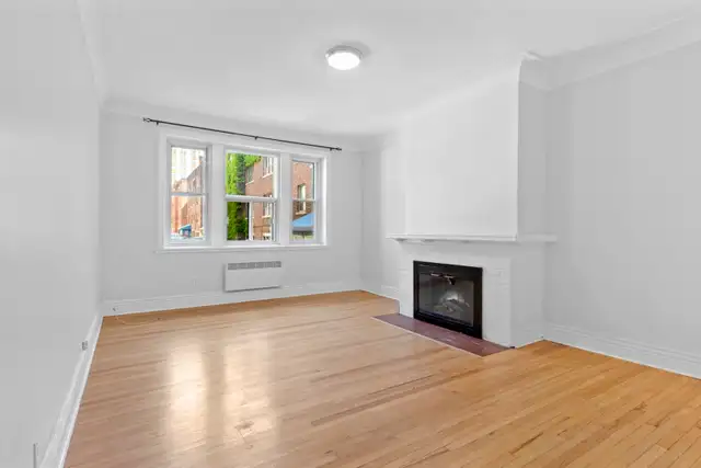 Centre-ville - 2 chambres - 2 095 $/mois - Électros inclus - Photo 3