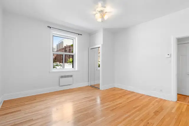 Centre-ville - 2 chambres - 2 095 $/mois - Électros inclus - Photo 6